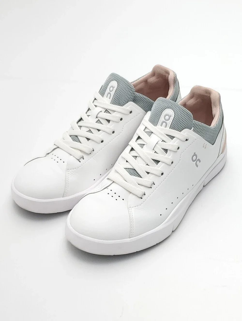 NEW On Running The Roger Advantage White Rosehip Tennis Shoes Women's Size 9